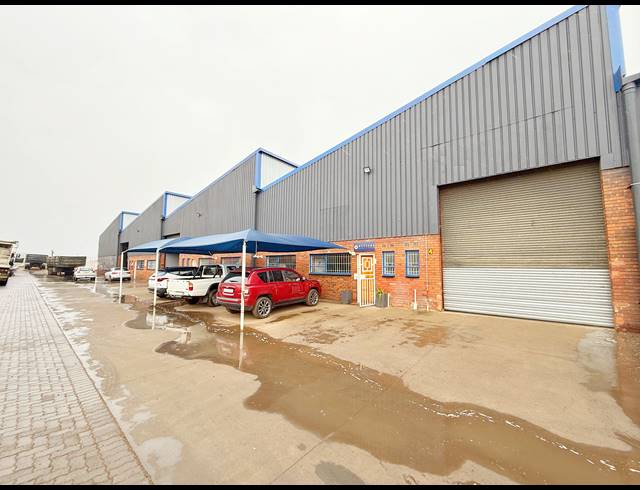 780M² WAREHOUSE TO LET IN WADEVILLE